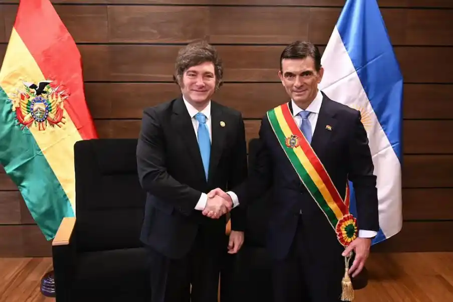 “Sé lo que estás recibiendo, lo digo por experiencia propia”: la frase de Milei a Rodrigo Paz Pereira, nuevo presidente de Bolivia