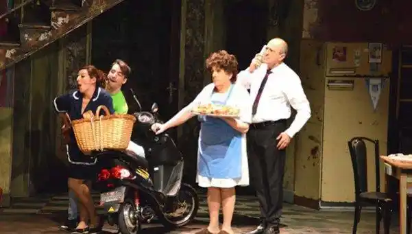 Gasalla dejaría el teatro para dirigir cine