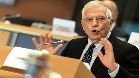 Josep BORRELL ACUSA: la comunidad internacional no presta atención a la crisis en Venezuela