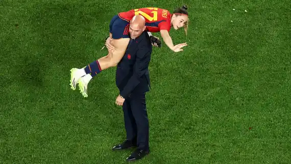 La FIFA suspendió al español Luis Rubiales por los próximos 90 días