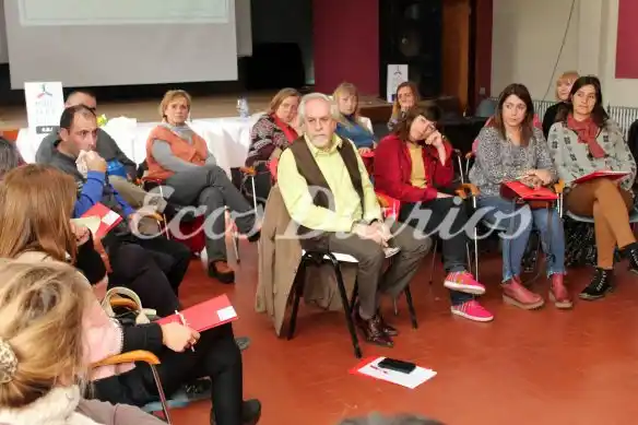 La idea de repensar como sociedad temáticas nuevas  que nos empiezan a atravesar
