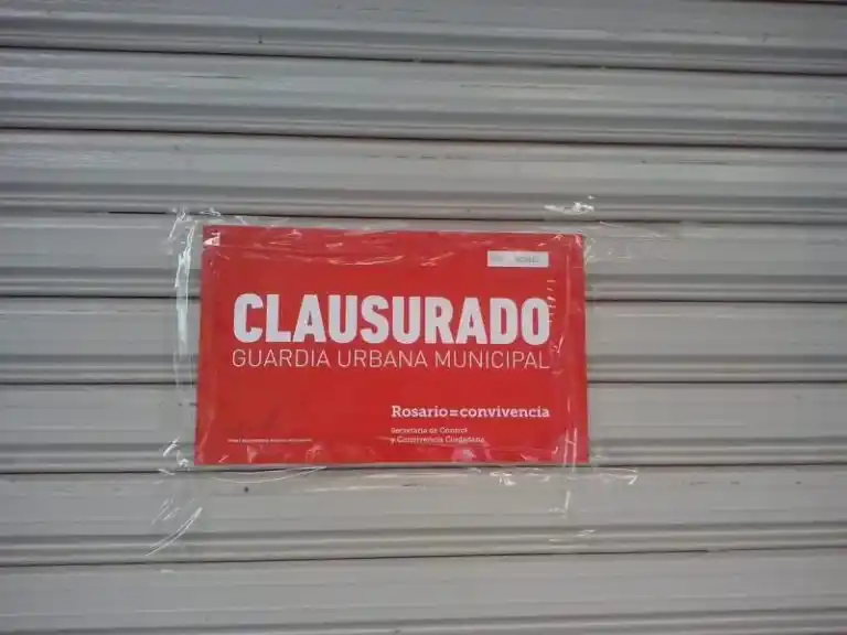 Tres bares rosarinos fueron clausurados por exceso de personas