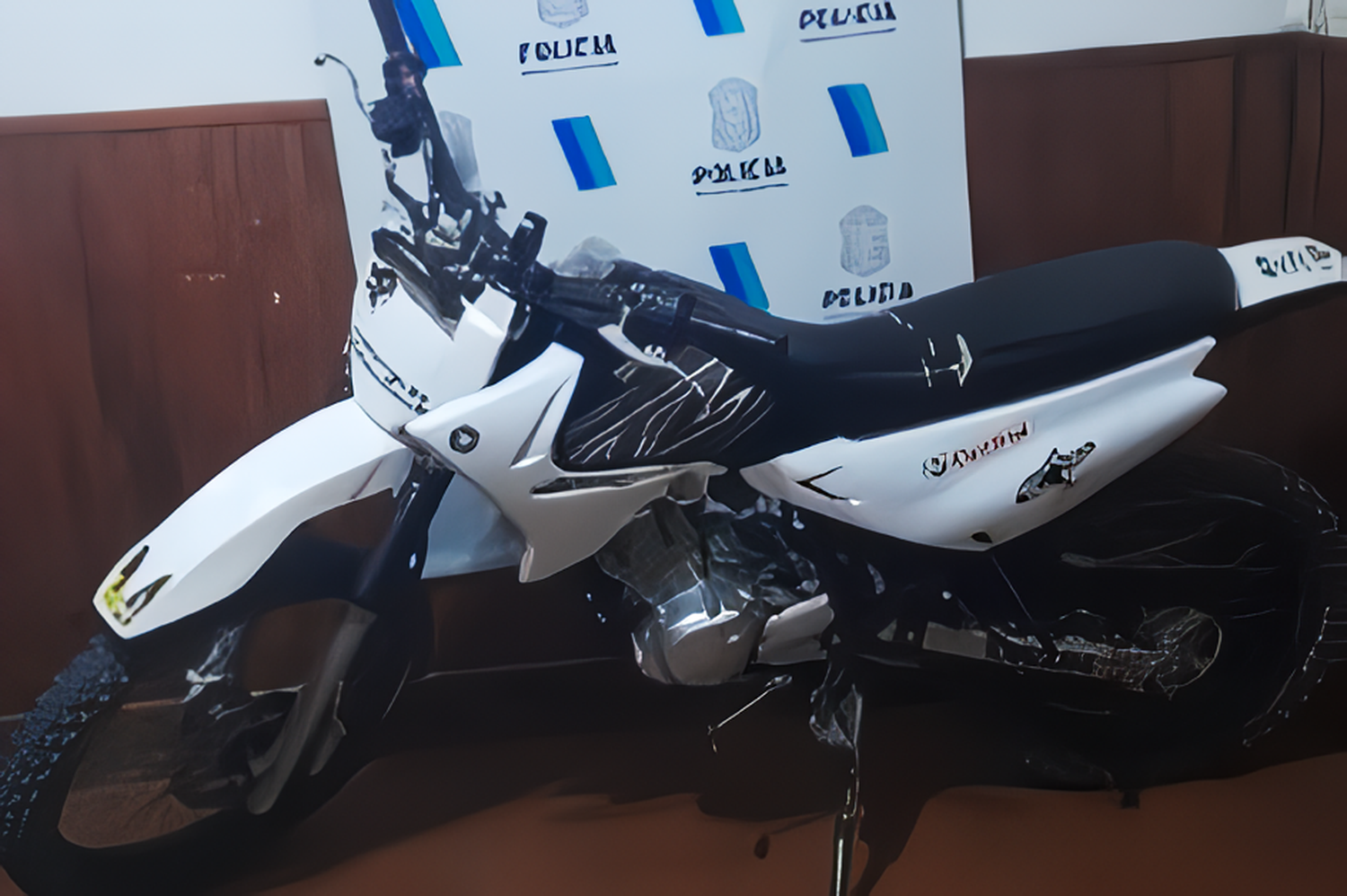 Recuperaron en Pueblo Doyle moto robada en Exaltación de la Cruz