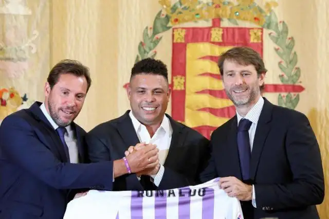 El brasileño Ronaldo compró el Real Valladolid