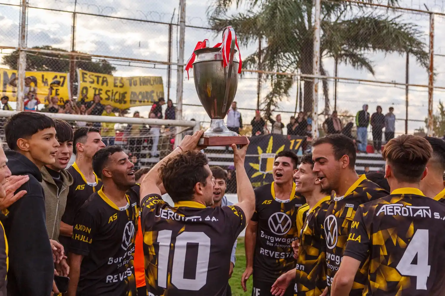 Olimpo venció con claridad a Colegiales y se quedó con la Copa Aiello (Videos)
