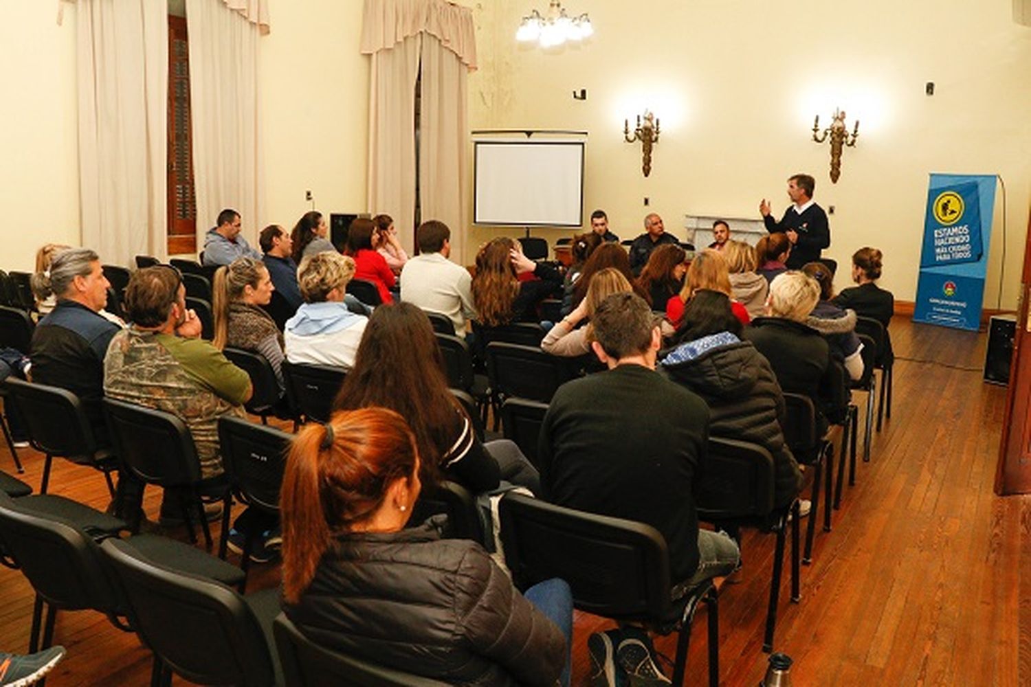 Comenzaron las reuniones organizativas para la organización de las serenatas estudiantiles