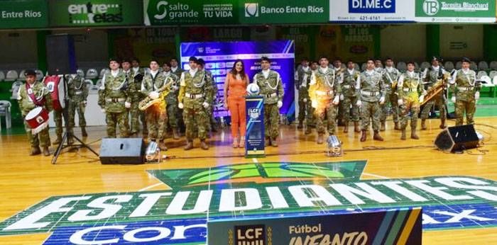 Quedó inaugurado el Primer Torneo de Infantiles en el Fútbol Femenino