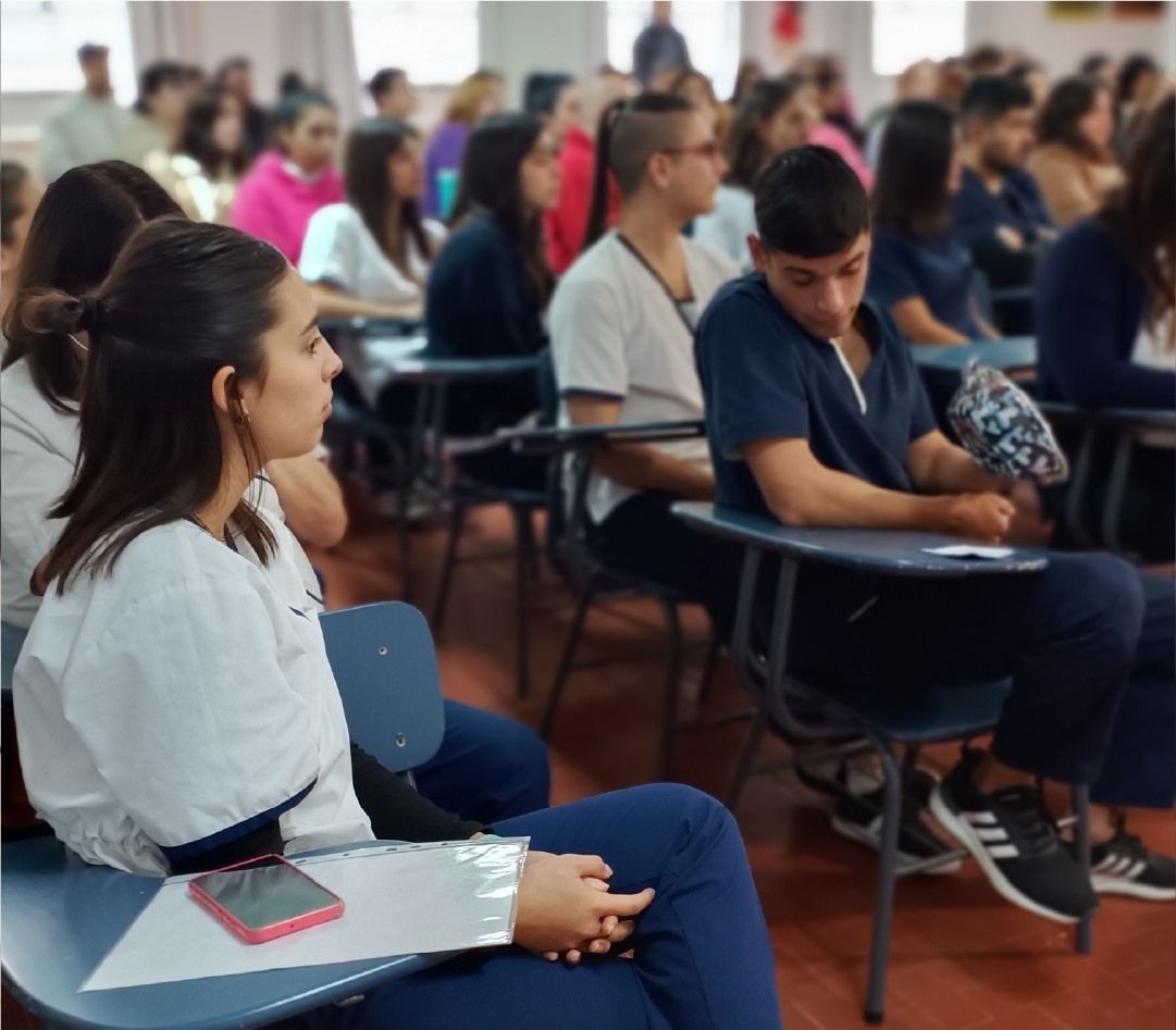 Conversatorio especial en CRESTA por el Día Internacional de la Enfermería
