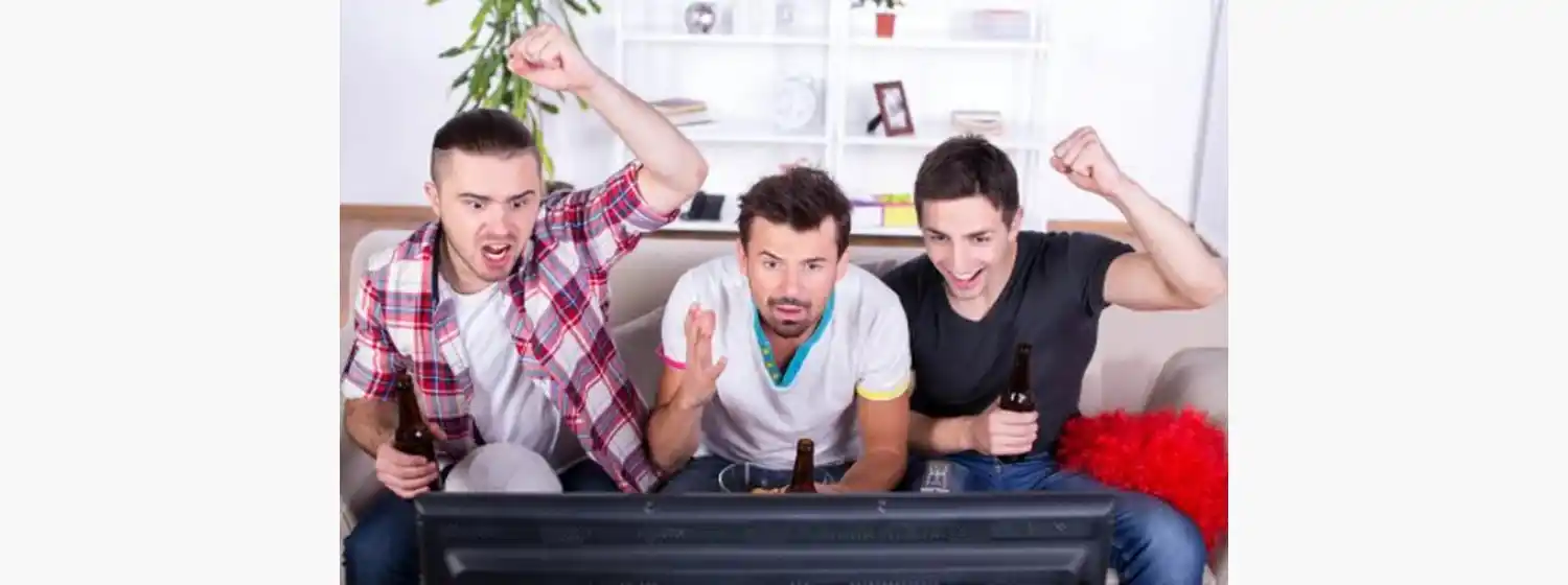 "Los eventos cardíacos se triplican en hombres durante la época mundialista"