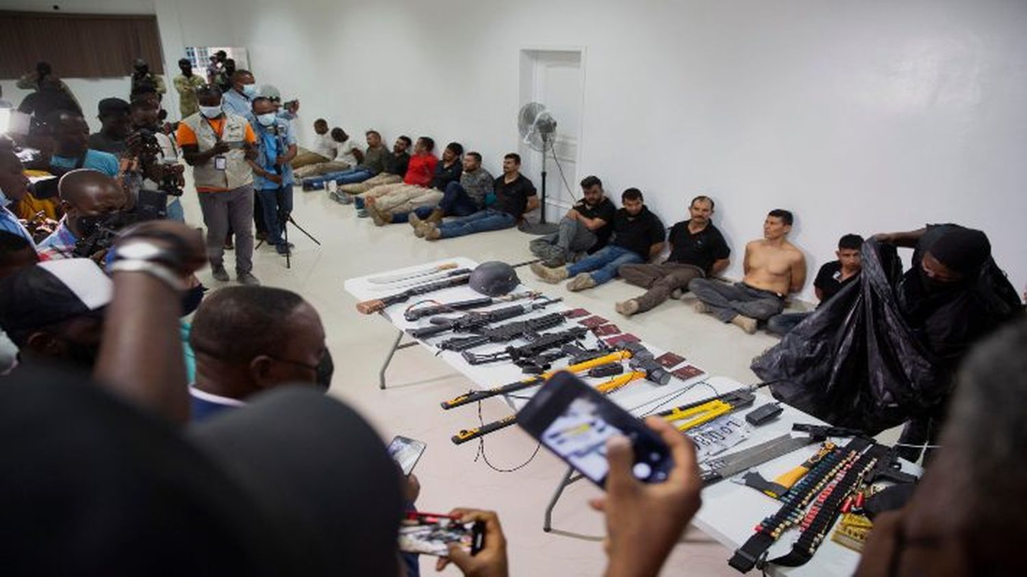 QUIEN ENTREGÓ UNIFOMES DE LA DEA A MERCENARIOS: falleció uno de los presuntos asesinos del presidente de Haití