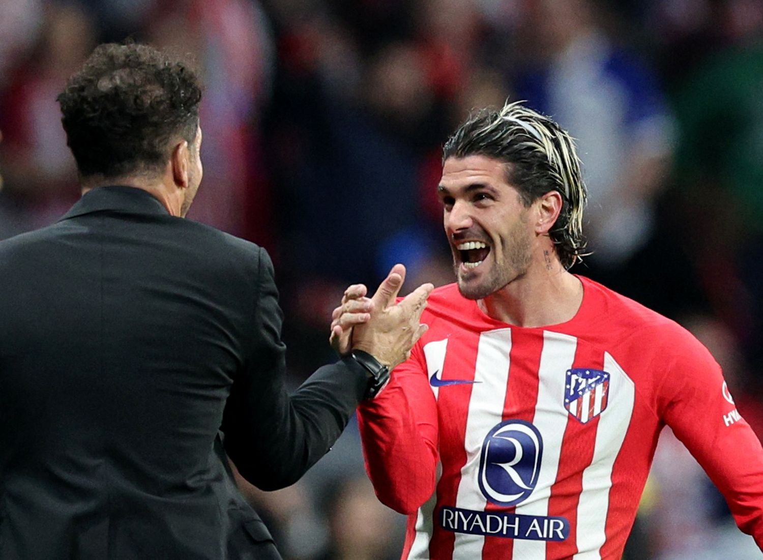 Simeone y De Paul compartieron otra jornada victoriosa.