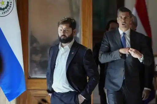 Boric pide a EE.UU. levantar las SANCIONES A Venezuela: para frenar la MIGRACIÓN (Video)