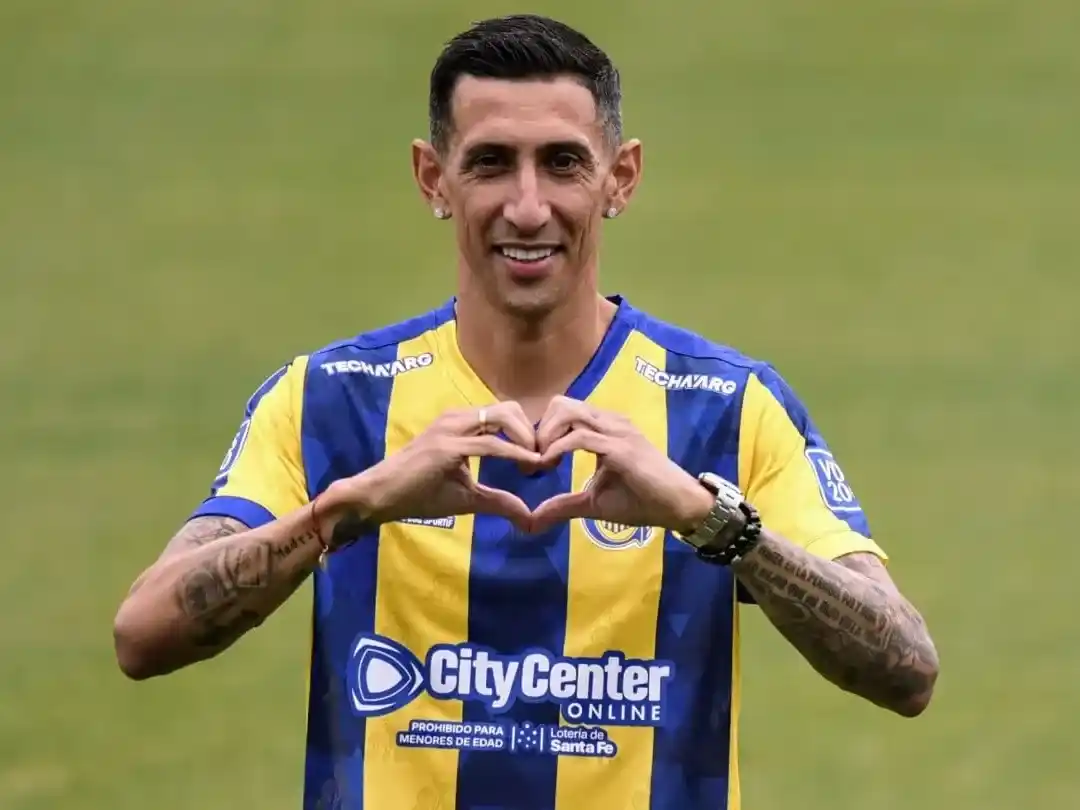 El futbolista de 37 años retornó al país luego de 18 años en el fútbol europeo.