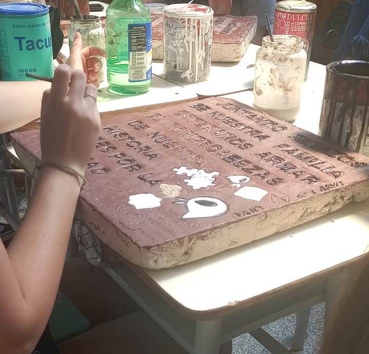Inauguran nuevas baldosas