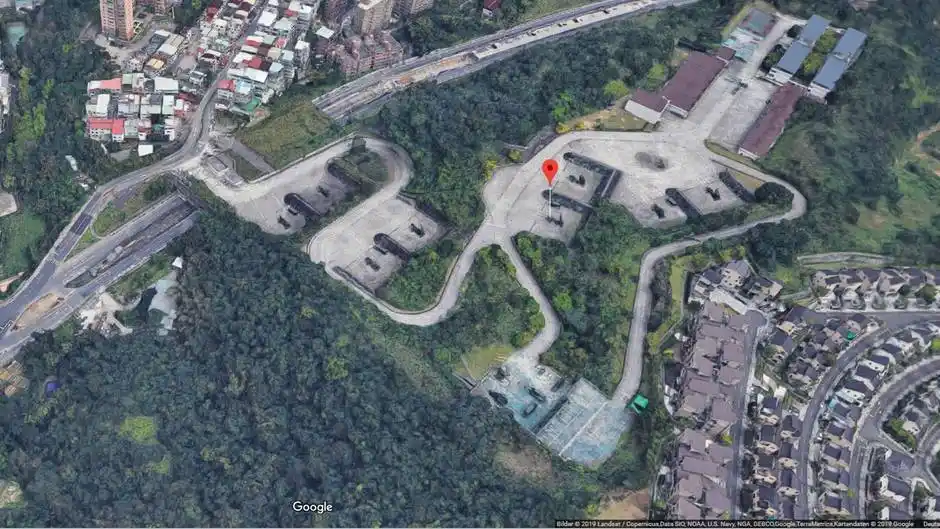 Buscaba su vieja casa en Google Earth y sin querer resolvió un misterio de 22 años