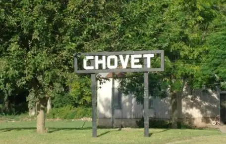 Chovet: Los increíbles privilegios de un condenado por violar a su hijastra