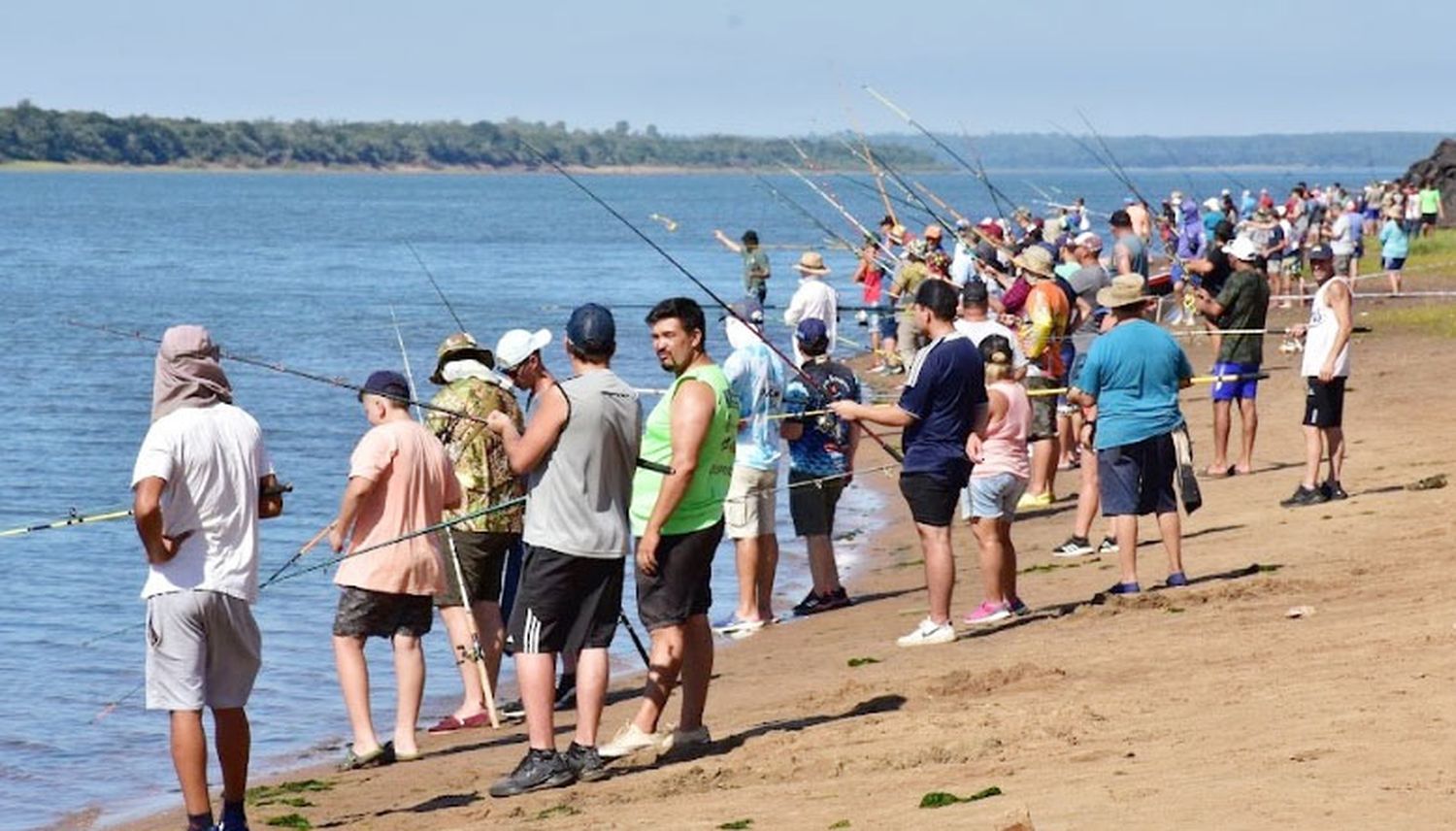 Buscando Pique organiza torneo de pesca de costa, en Los Sauces