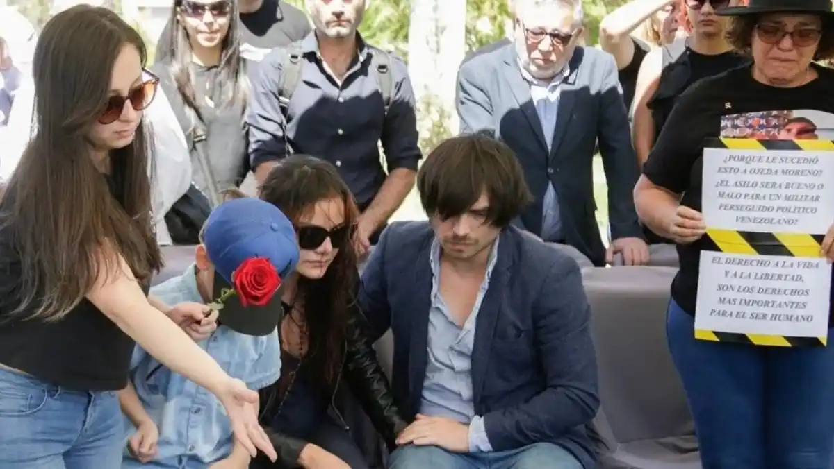 Familia de Ronald Ojeda acusará a la Administración Maduro ante la CPI por el crimen del militar venezolano en Chile