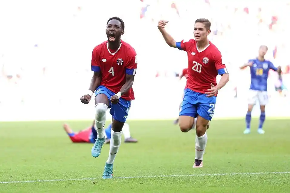 Costa Rica venció a Japón y se ilusiona con los octavos de final