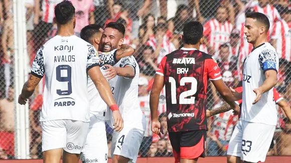 Independiente venció a Instituto en Córdoba, por la Copa de la Liga