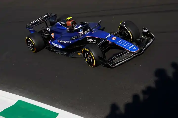 Buen debut. El de Franco Colapinto en la Fórmula 1 arriba del Williams.