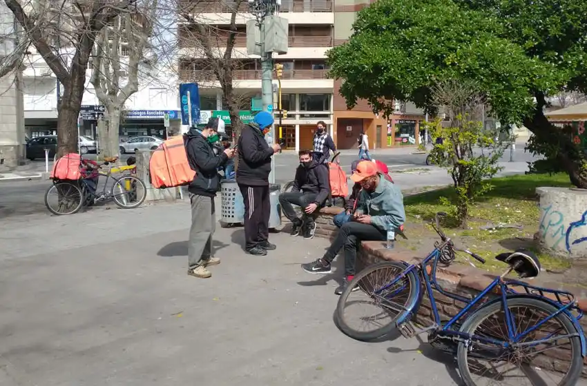 Glovo se va de Argentina y crece la incertidumbre entre los trabajadores marplatenses