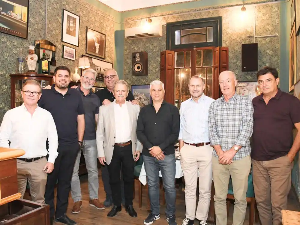 Oscar “Pacha” Parra: “Hay que dejar de resolver todo con impuestos y cambiar el rumbo tributario”