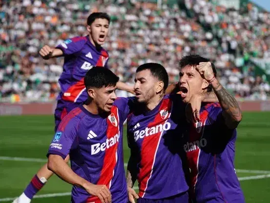 El Millonario venció 3 a 2 a Banfield. Foto: Clarín