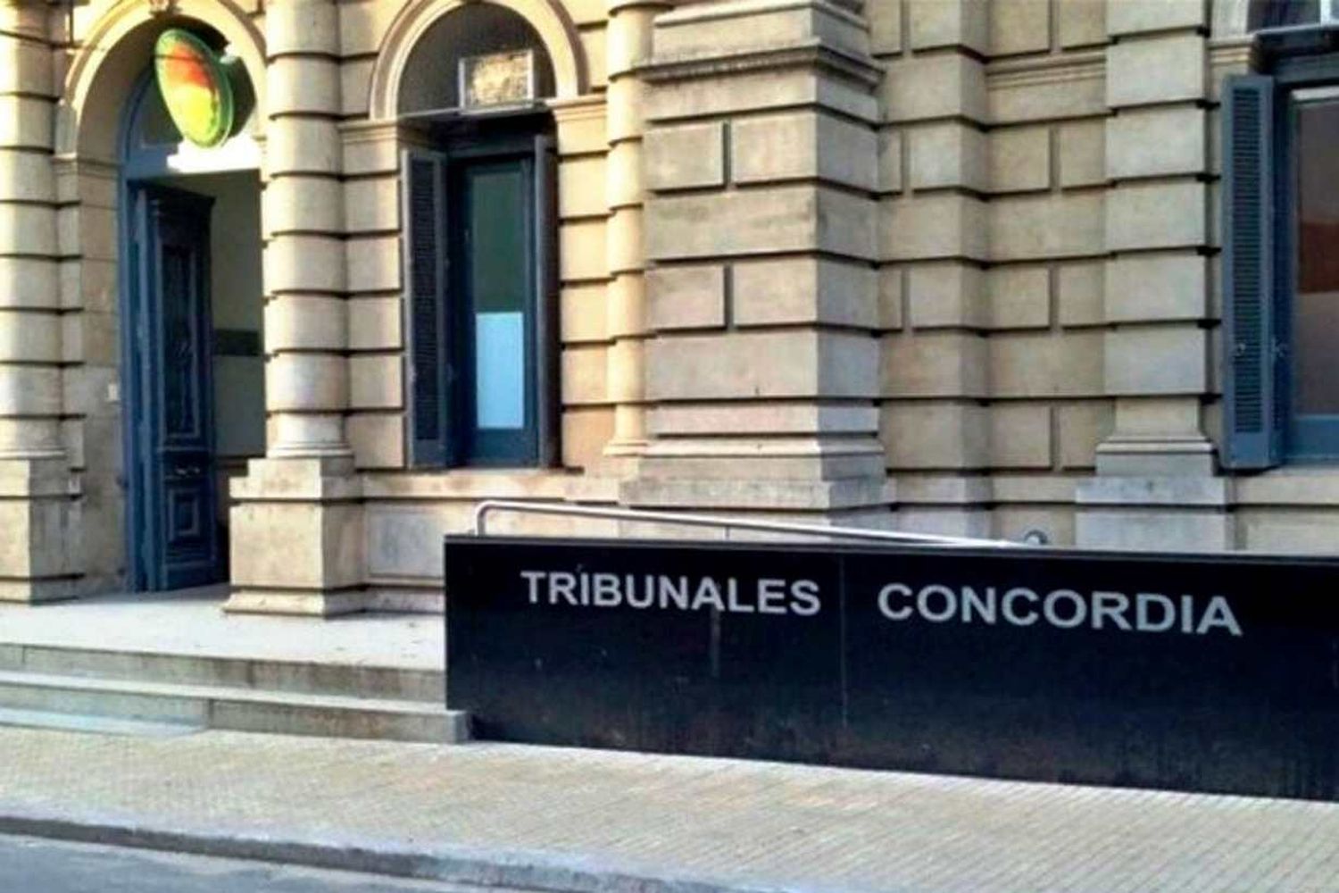 Víctima de trata reconoció a un “cliente” entre los funcionarios en una audiencia