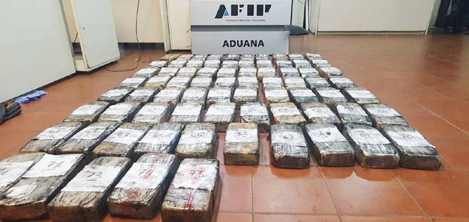 Contrabando de 75 kilos de  cocaína en el paso fronterizo