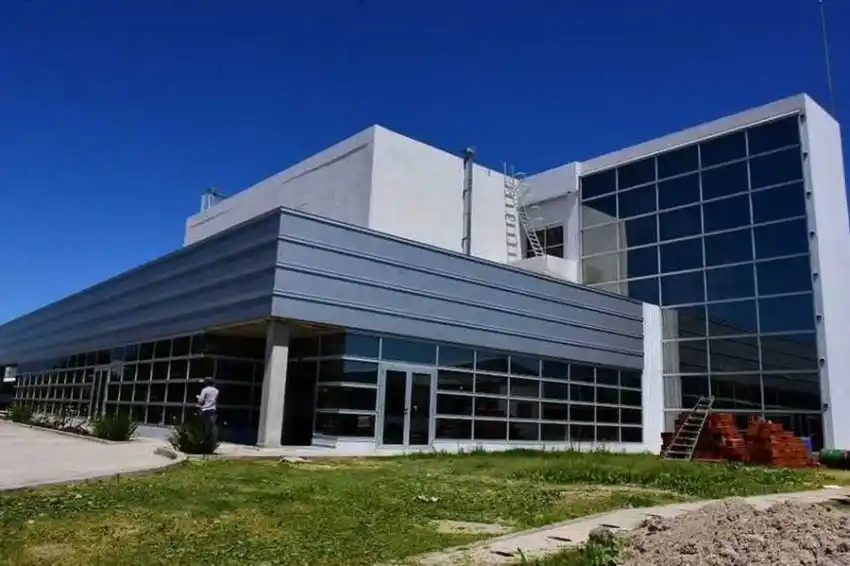 La presidenta de la CNEA visitó la obra del Centro de Medicina Nuclear y Radioterapia