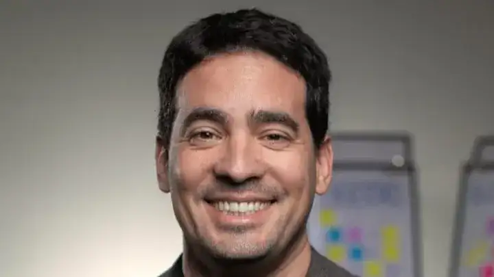 Adrián Ravier
