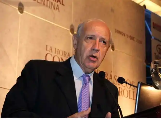 Lavagna: "Hay menos demanda, menos producción y un panorama recesivo"