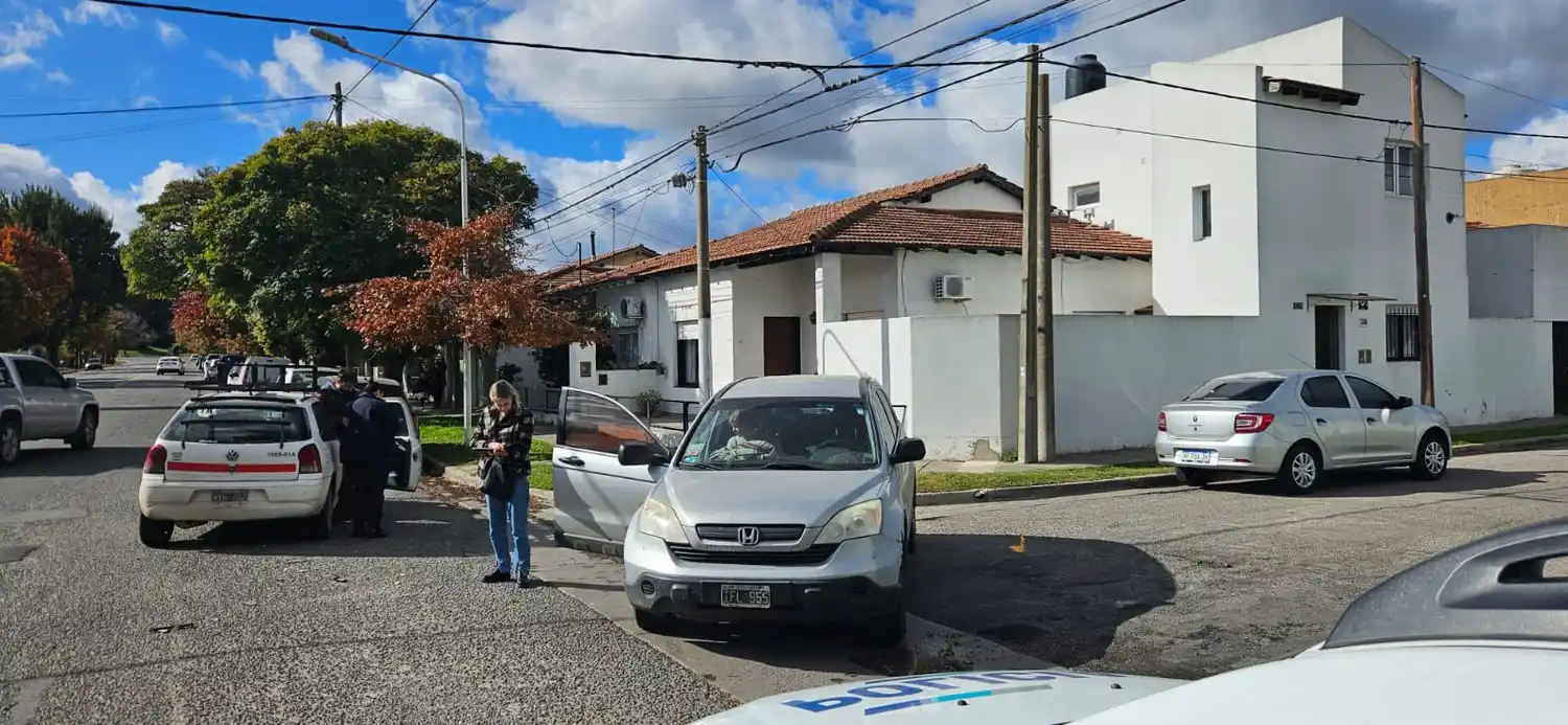 Choque sin heridos en Serrano y Olivero