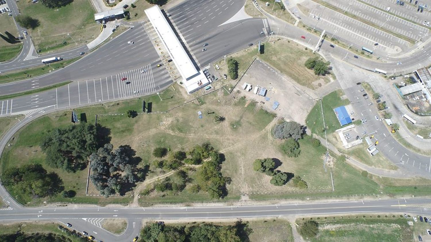 [Video] El lugar de la nueva torre de control de Ezeiza visto desde un drone