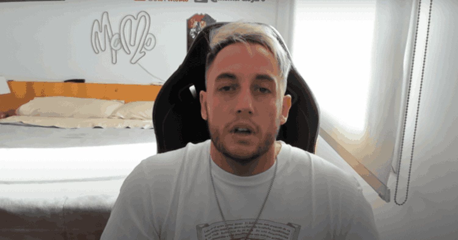 Habló el influencer al que acusan de “tocarse” 83 veces en un día