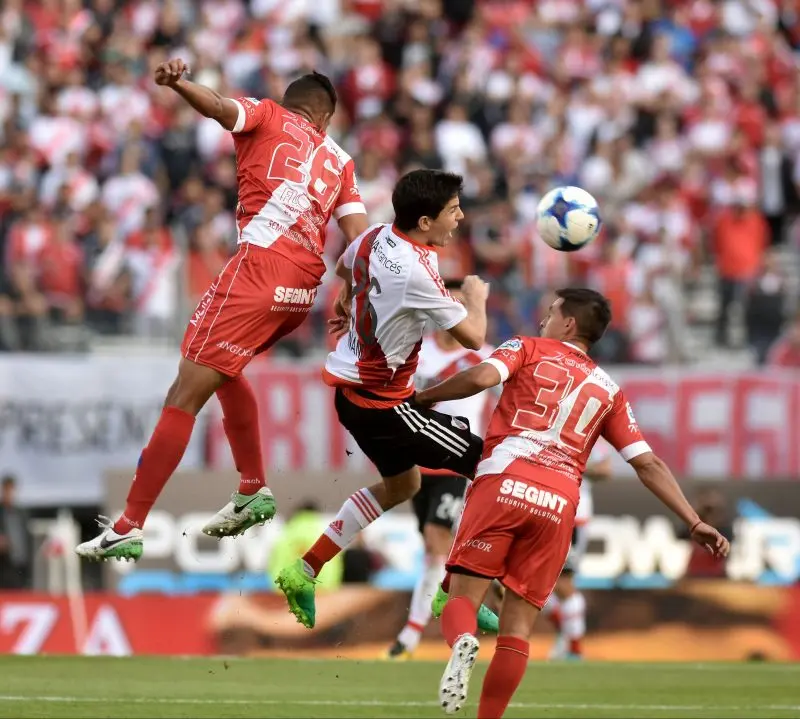 River empató con Argentinos en el Monumental