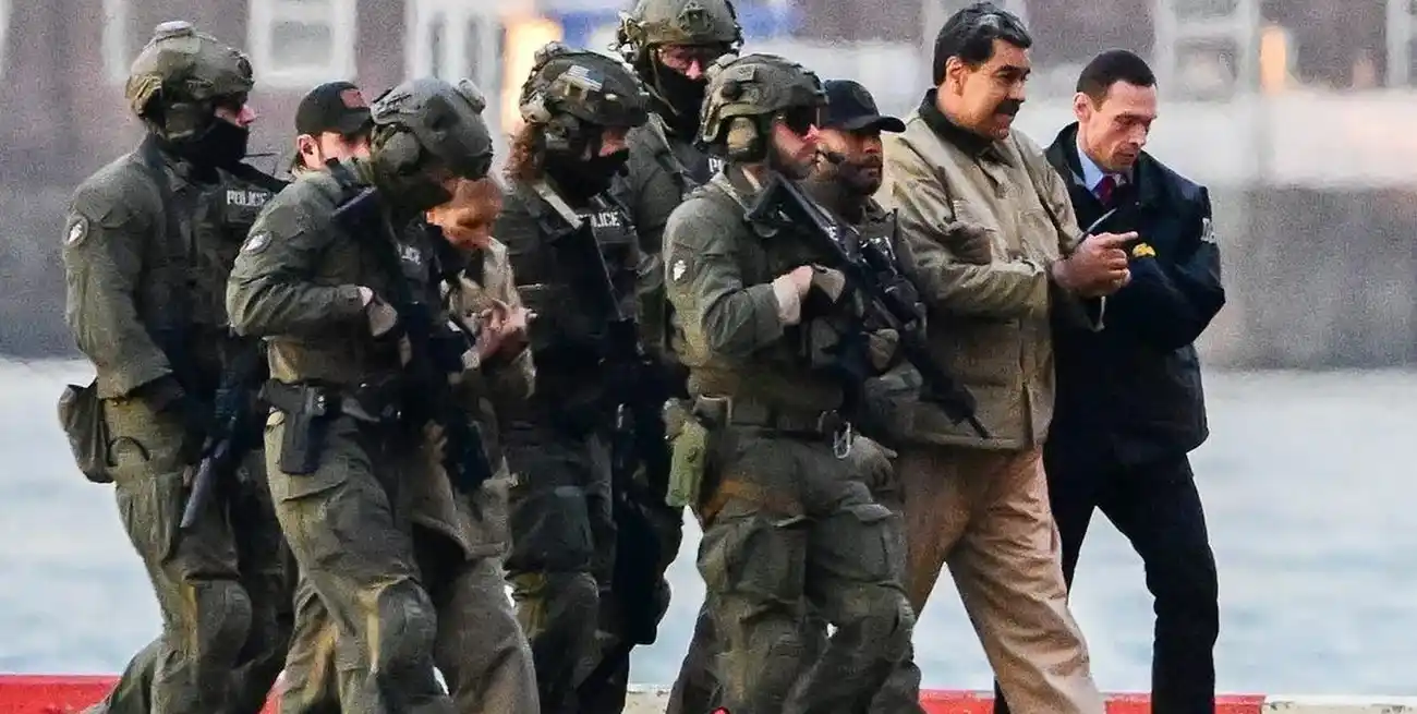 Donald Trump se reúne con los militares que capturaron a Nicolás Maduro en Caracas.
