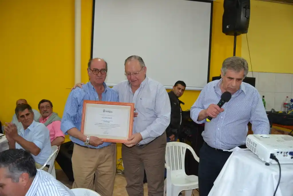 Club Recreativo y Deportivo El Refugio llega a sus 83 años