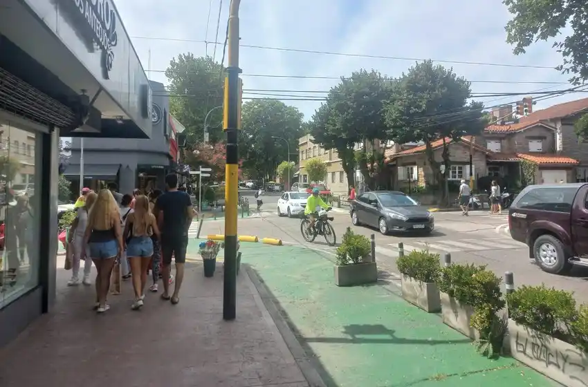 Comerciantes de Güemes: los últimos días de temporada se viven con algo de turismo, pero pocas ventas