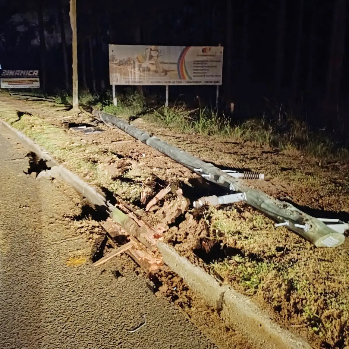 Corte de energía en la zona norte tras choque contra un poste frente al Club Los Yaros