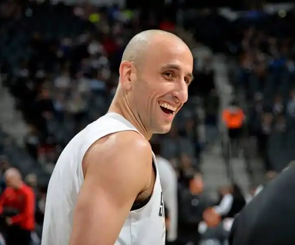 Ginóbili: "no le paso ni cerca a una pelota de básquet"