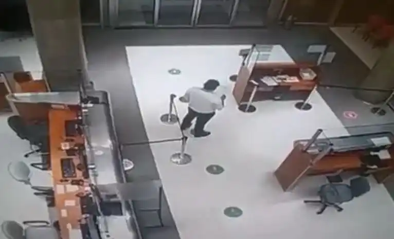 La historia detrás del paciente “fantasma” que fue a la guardia del Finochietto