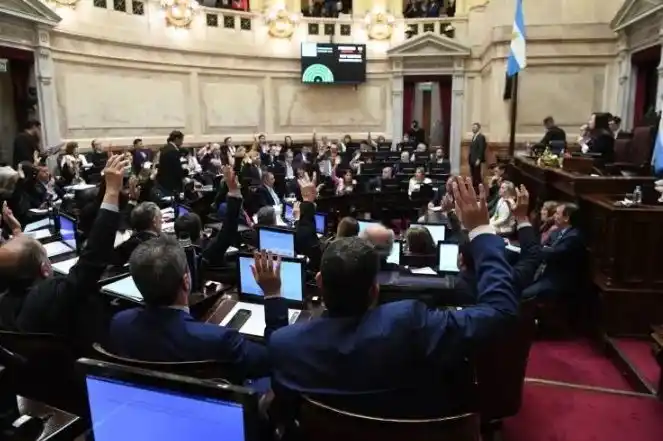 Senado: aprobaron proyecto de boleta única de
papel y fue devuelto con cambios a Diputados