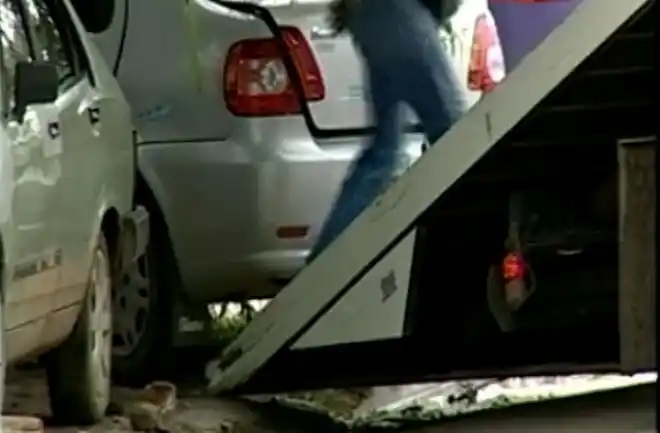 Hallaron el cuerpo de un hombre asesinado dentro del baúl de un auto en Garín