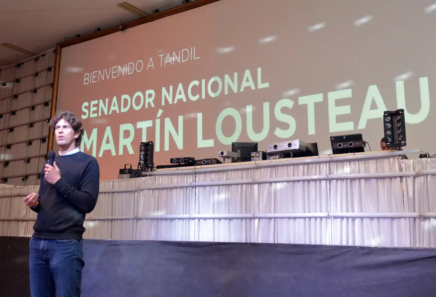 En Tandil, Lousteau trazó los ejes para construir un “futuro distinto”