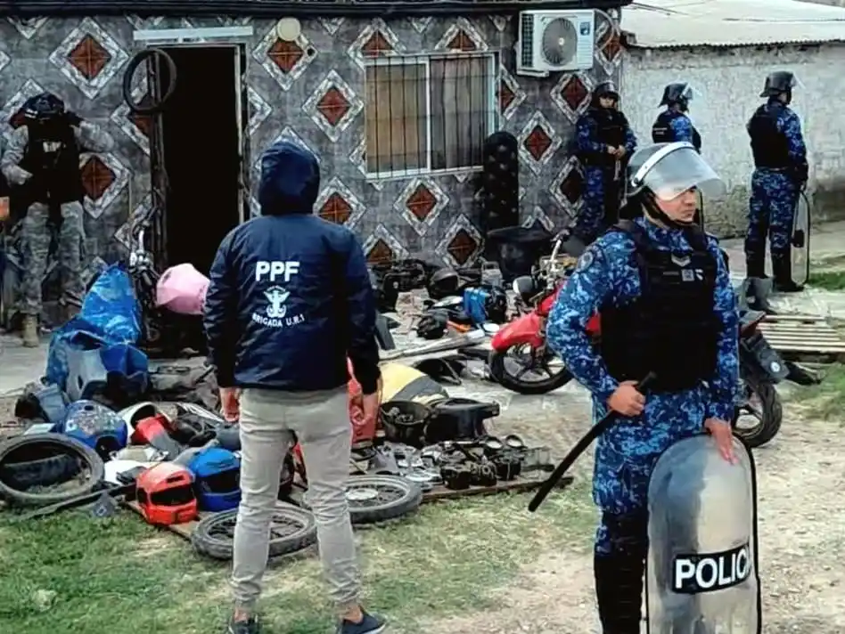 Desarticulan una banda dedicada al robo y desguace de motocicletas