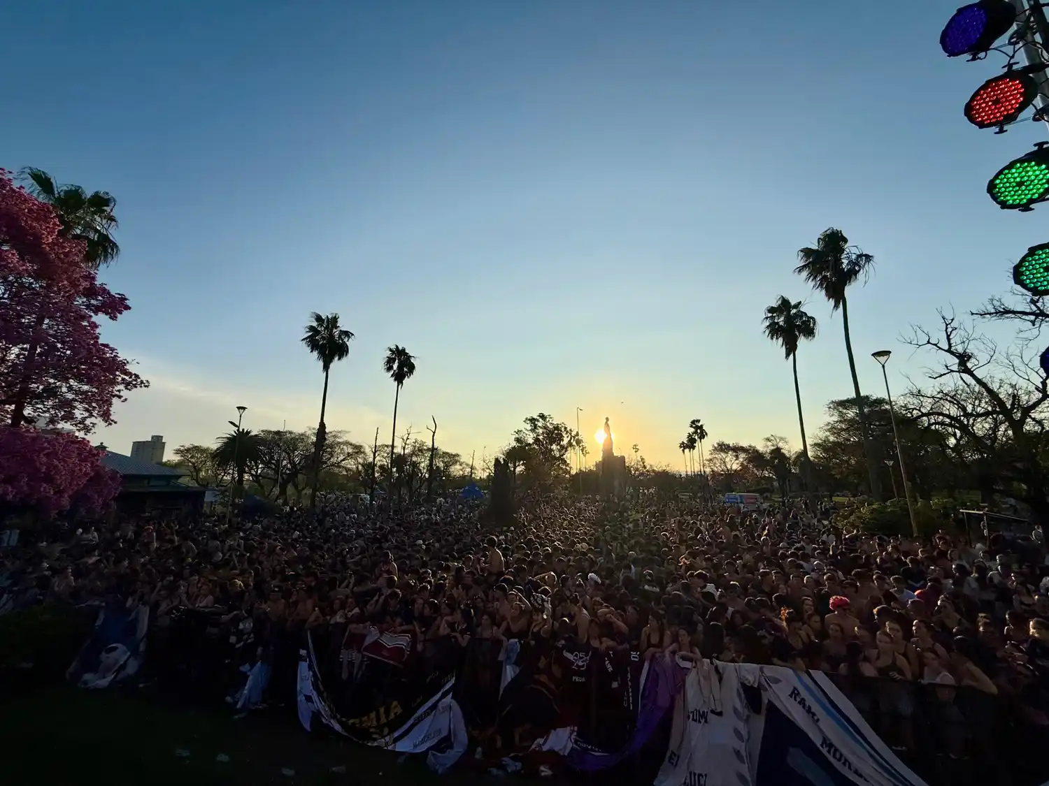 Fiesta inolvidable: los estudiantes celebraron la Estudiantina 2025