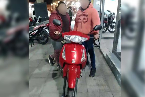 Robo de moto en pleno centro: buscan testigos
