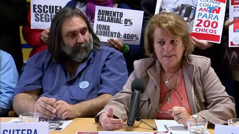 La Feb señaló que hubo una “alta adhesión” en el tercer día de paro docente